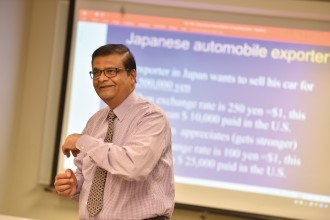 Dr. Zahir Quraeshi teaches in a classroom