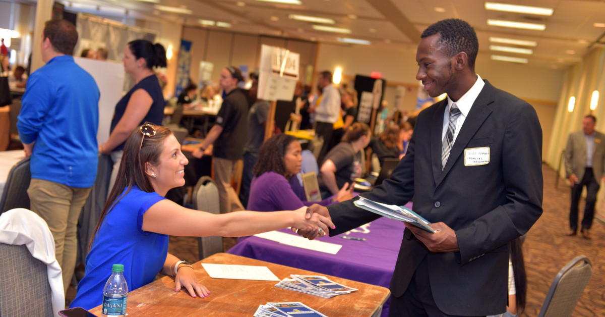 Students, public invited to career fairs held this fall WMU News