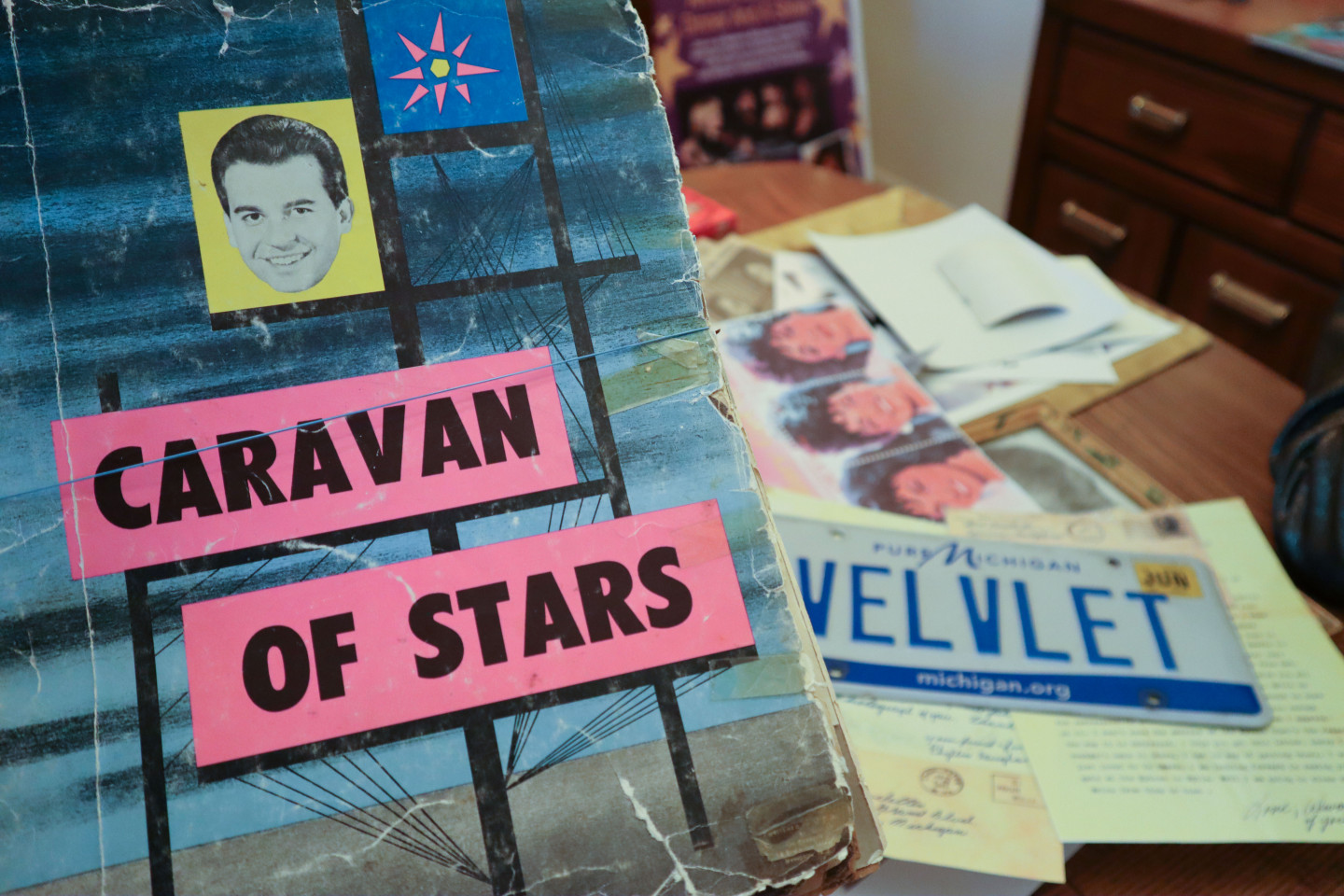 A program from the "Caravan of Stars" tour.