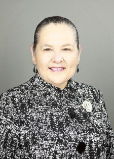 Photo of Diana Hernández.