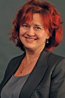 headshot of Dr. Koshmanova