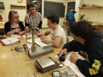 Physics laboratory exercises offer hands-on learning
