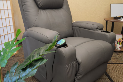 A home-style soft massaging power-lift recliner