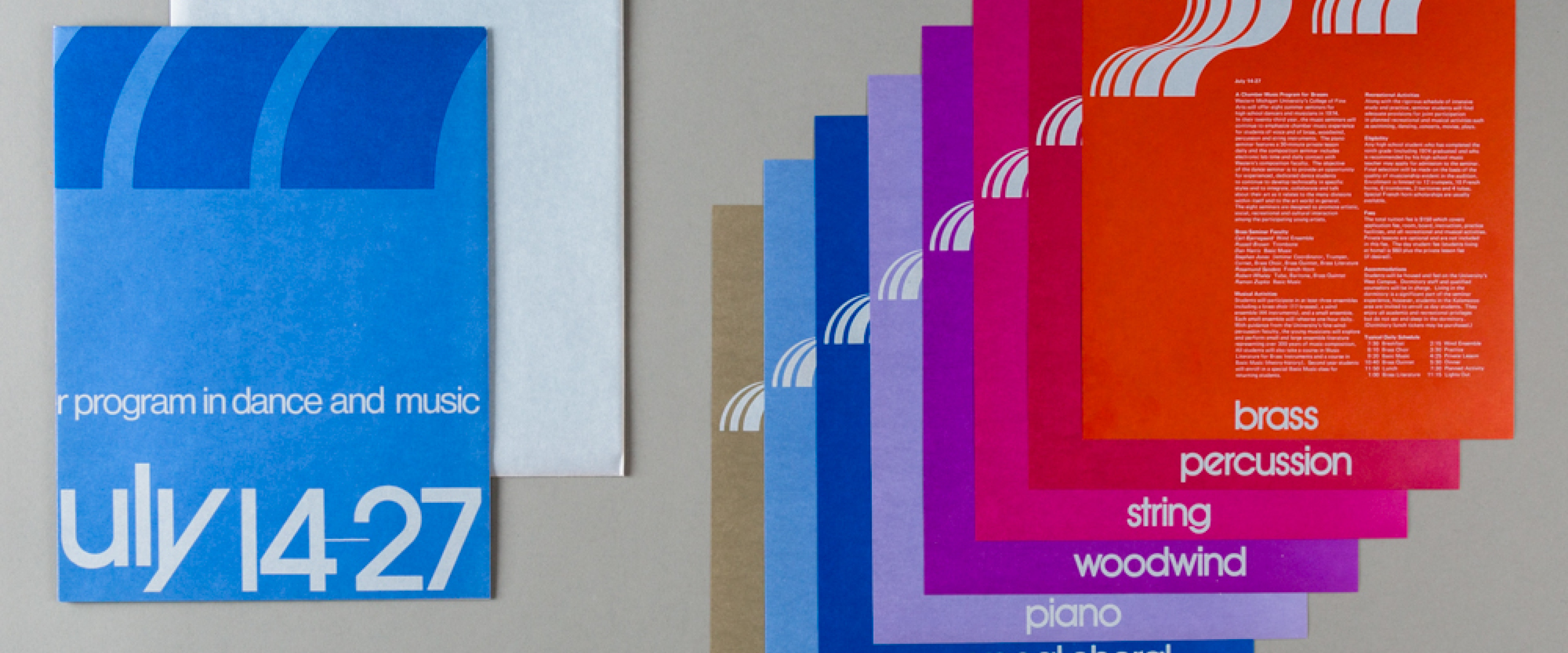 Promo materials for Seminar in the 70s, designed in the Design Center. Papers of different colors highlighting different sections to join.