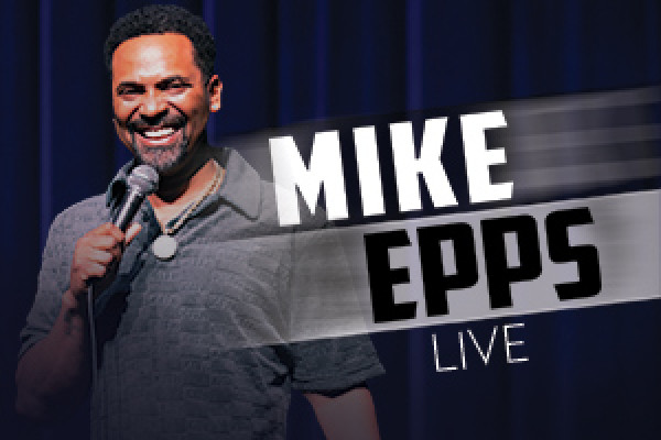 Mike Epps on stage