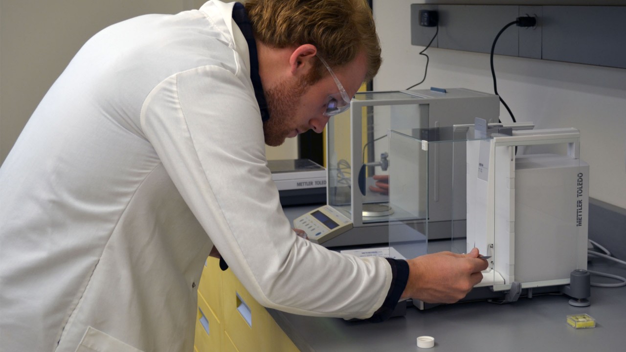 A graduate student performs high-precision measurements