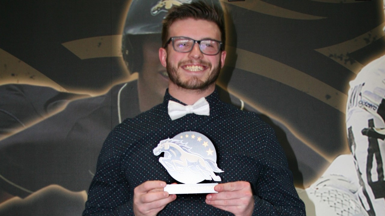 Alex with his Bronco Star award at the 2018 Student Recreation Banquet
