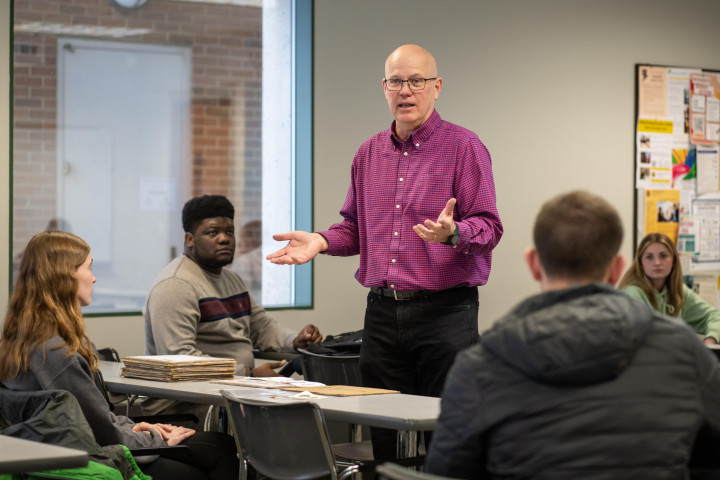 Professor Tom Scannell, teaching his applied process reengineering class