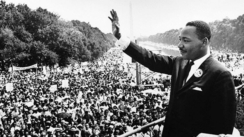 Photo of Martin Luther King Jr. on the national mall.