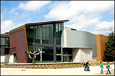 Photo of exterior of Richmond Center.